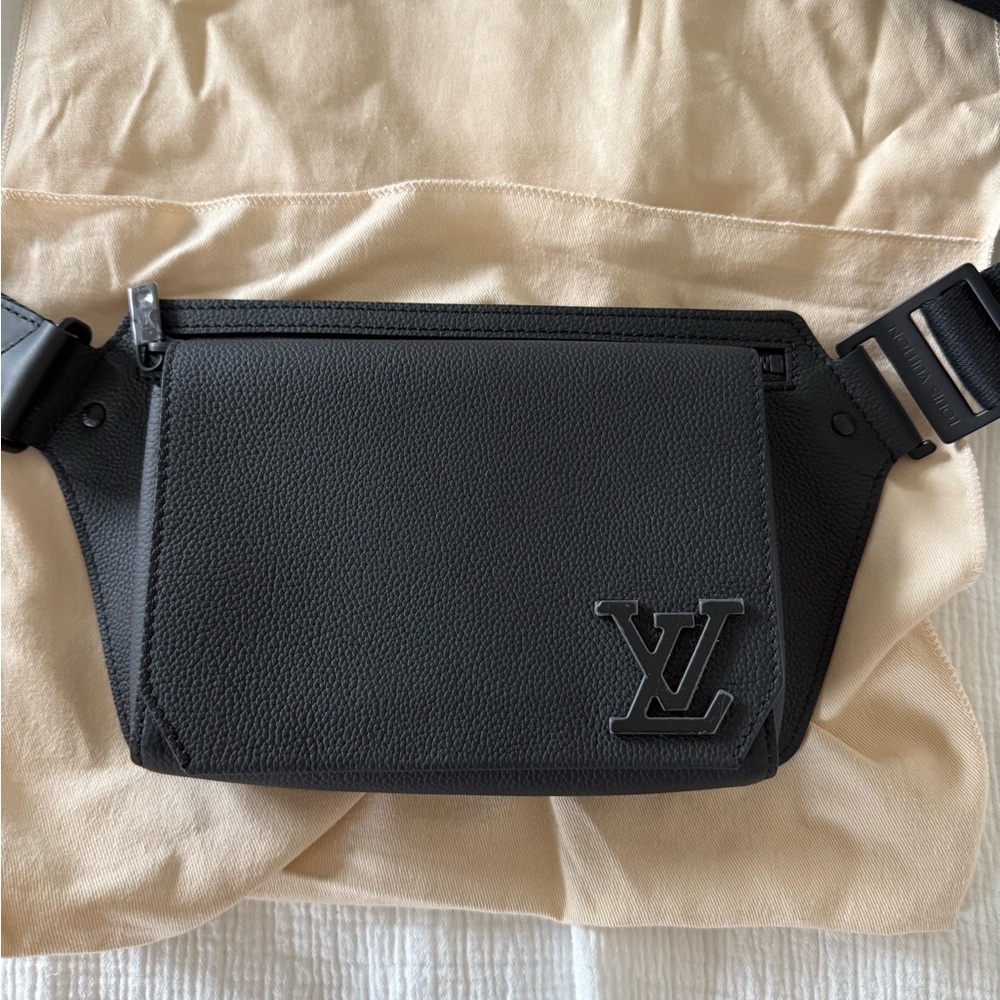 Louis Vuitton Black Belt Bag with Signature Style
